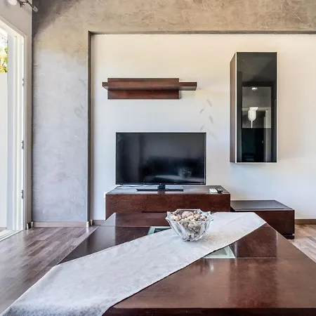 דירה Aristos Garden קאליתיאס