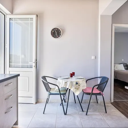 Apartmán Aristos Garden *