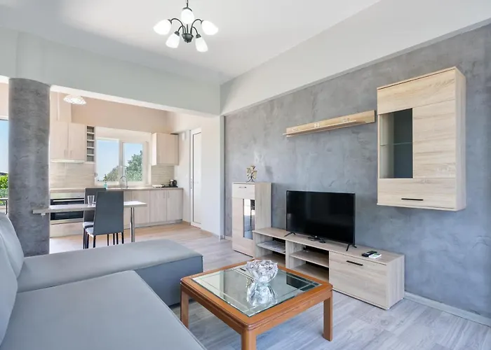 Aristos Garden Καλυθιές