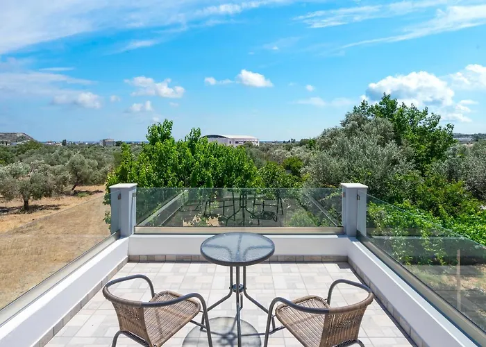 Διαμέρισμα Aristos Garden Καλυθιές