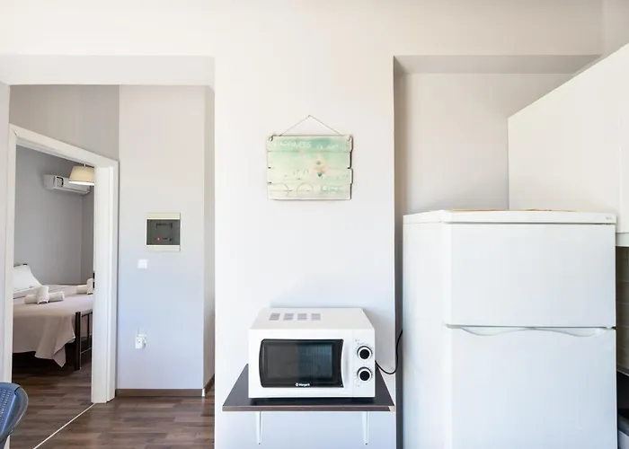 Aristos Garden * Καλυθιές