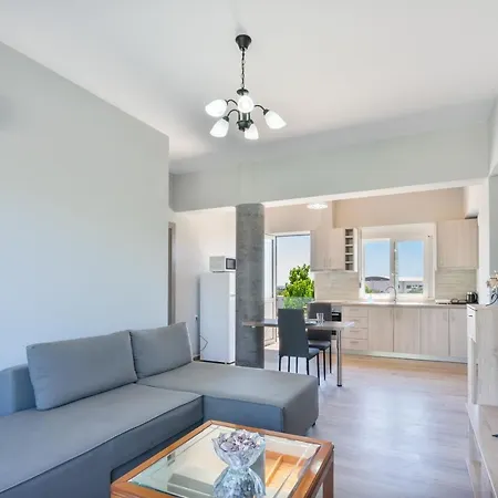 Apartment Aristos Garden