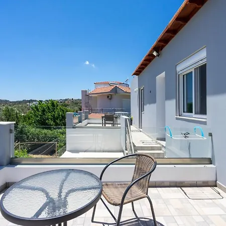 Aristos Garden Apartment *