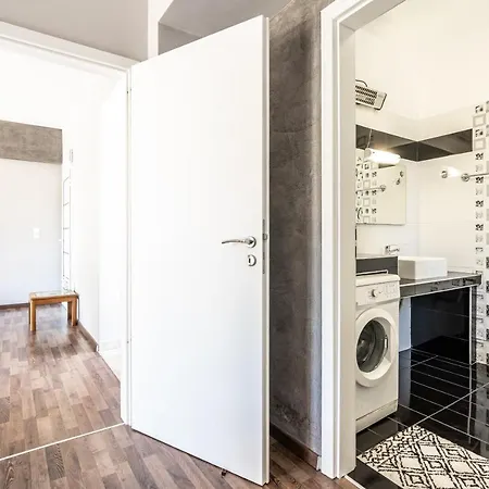 Aristos Garden Apartment Kalithies