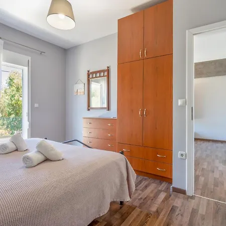 Aristos Garden Apartment